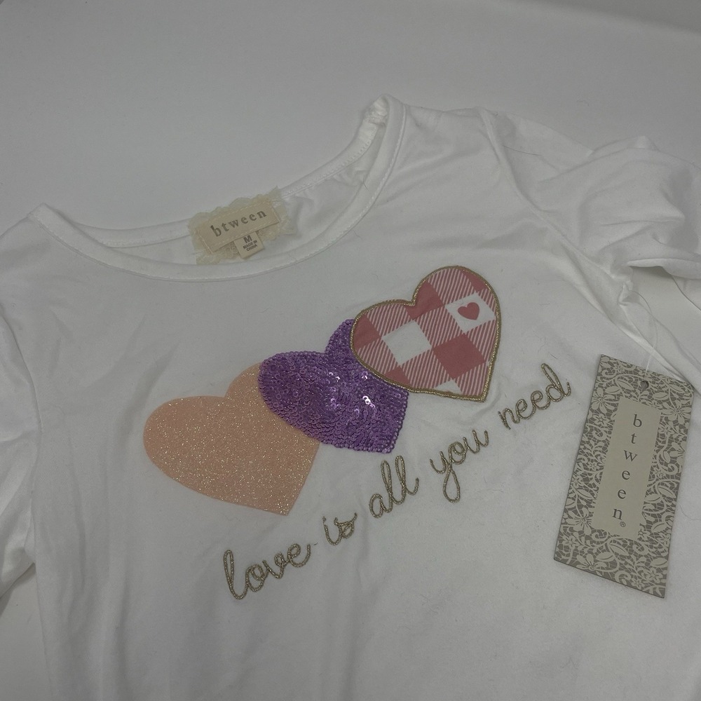 NWT Girls Btween Long Sleeve Shirt Love Is All You Need White With Hearts Size M